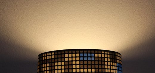 Photo Shell mosaic wall lamp